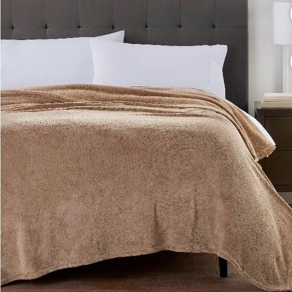 NWT! Super Soft Oversized 90”x90” Plush Blanket FULL / QUEEN Brownstone - Picture 3 of 10